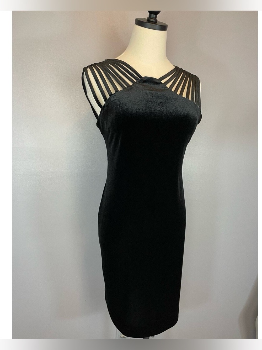 Nicole Miller Black Velour Stretch Velvet Cage Dress Size 12